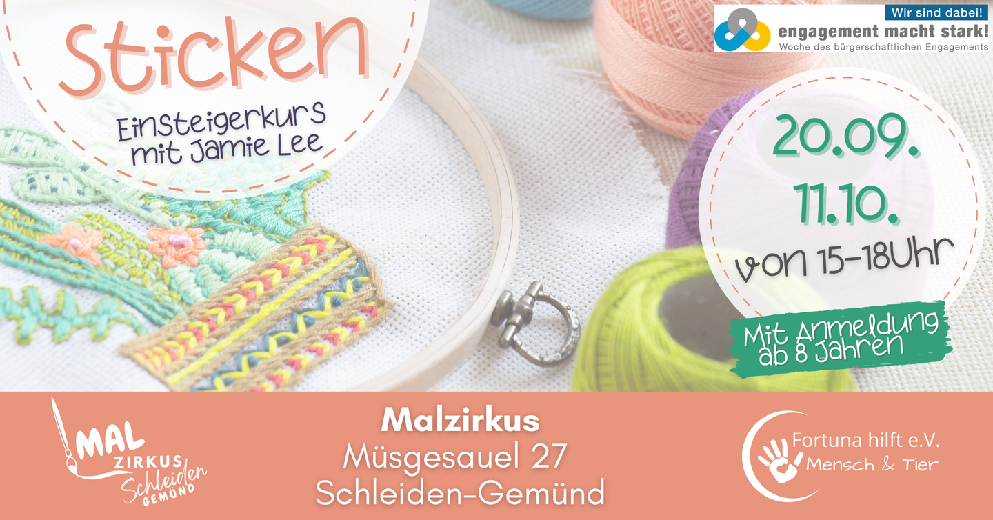 Auf dem Bild ist ein gesticktes Motiv (Kaktus) und bunte Garnrollen zu erkennen mit den Veranstaltungsinformationen (Im Text zu finden)
